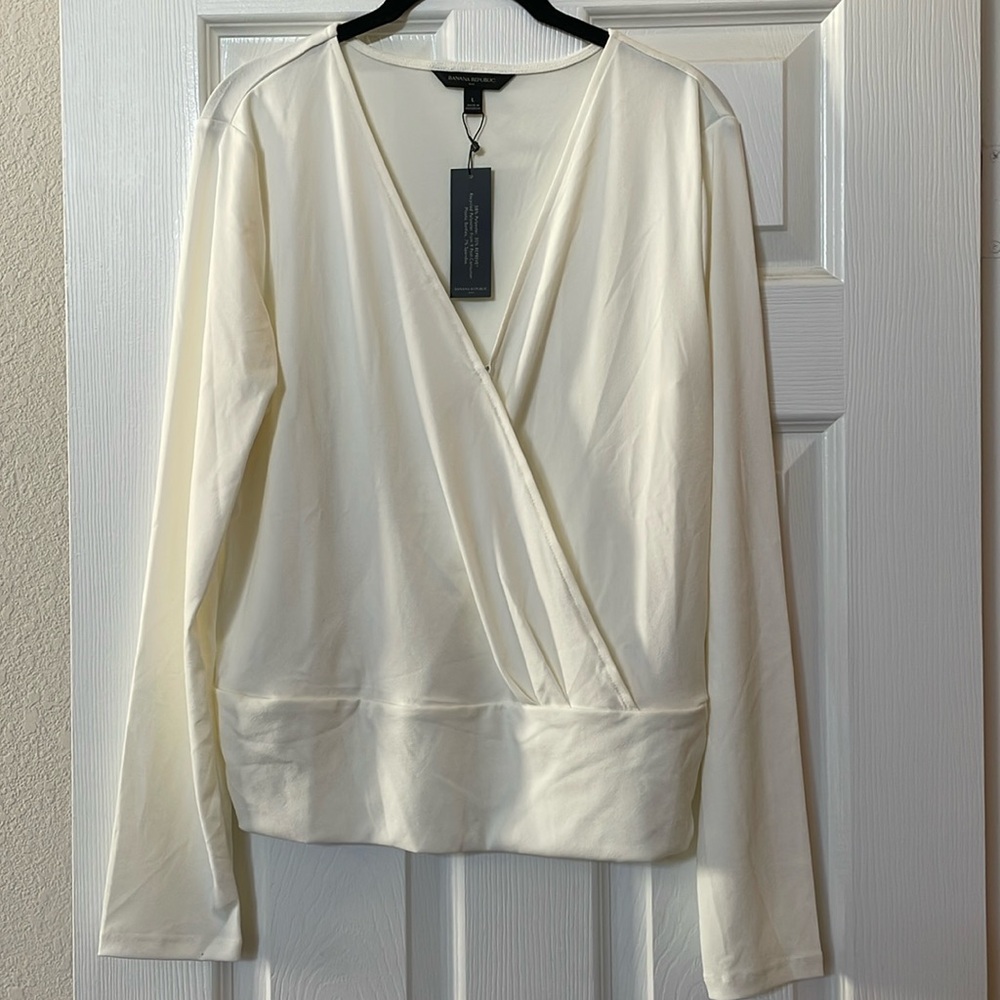 Banana Republic Women’s crossover top